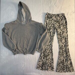 Jessica Simpson Girls Size 6X Ruffle Sleeve Hoodie
& Printed Ruffle-Hem Pant Set